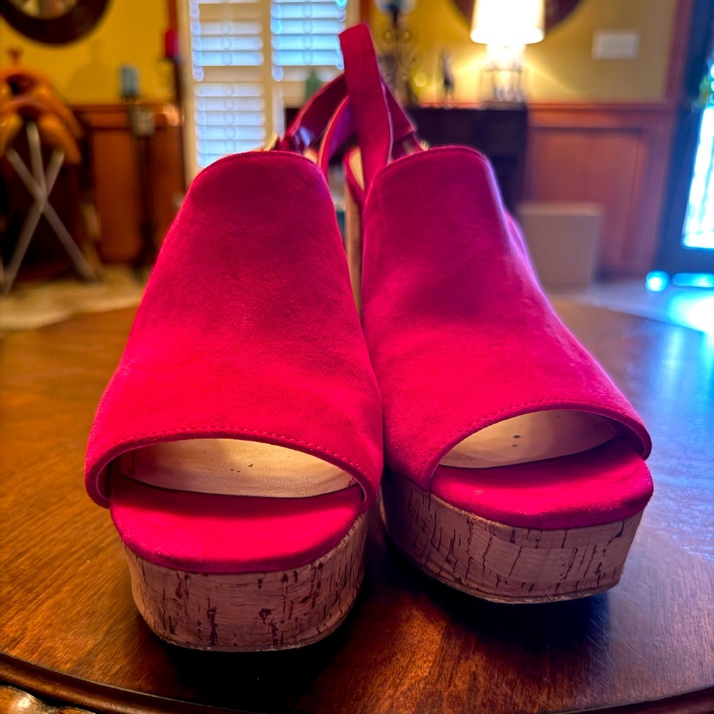 Guess Women's Pink/ Hot Pink Platform Sandals